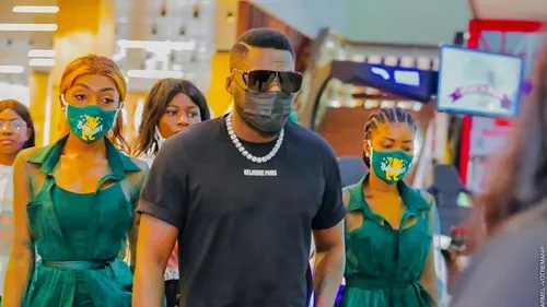 Côte d’Ivoire / Musique : Mix Premier rencontre ses fans lors d’un...